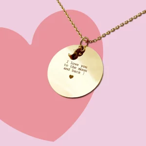 Sautoir Collier médaille I Love you to the moon and back plaqué or